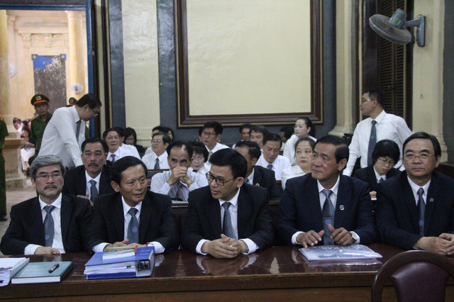 Xuất hiện lời khai “sinh đôi” trong vụ án Hứa Thị PhấnXuất hiện lời khai “sinh đôi” trong vụ án Hứa Thị Phấn